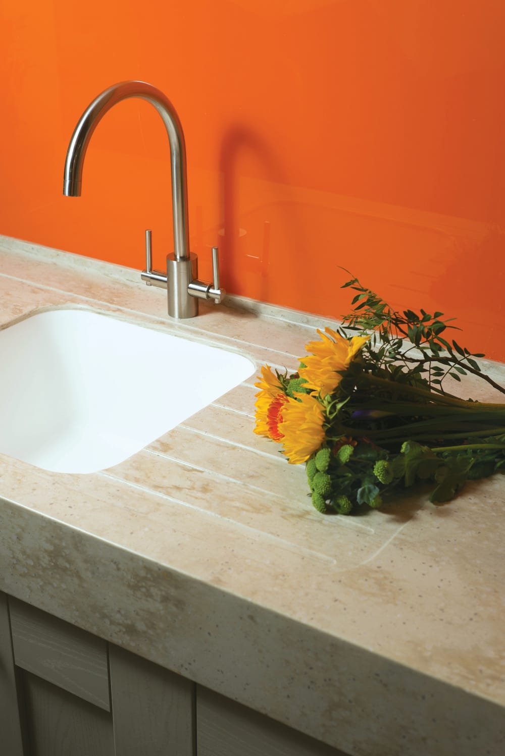Staron Dandelion (VD175) worktop with undermount sink